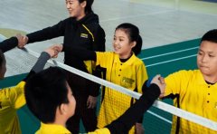 动因体育广州动因体育羽毛球培训怎么收费？